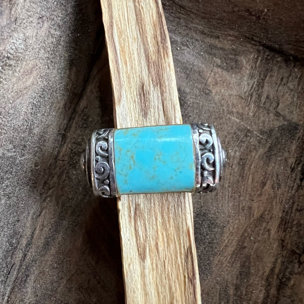 Vintage Turquoise Ring - Picture 3 of 7